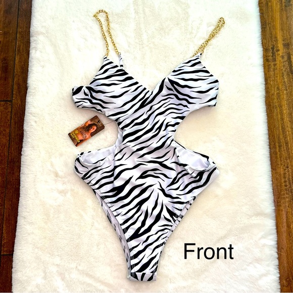 Sommer Ray One Piece Swimsuit Black and White Zebra Print Cut Out Size M - Picture 8 of 16
